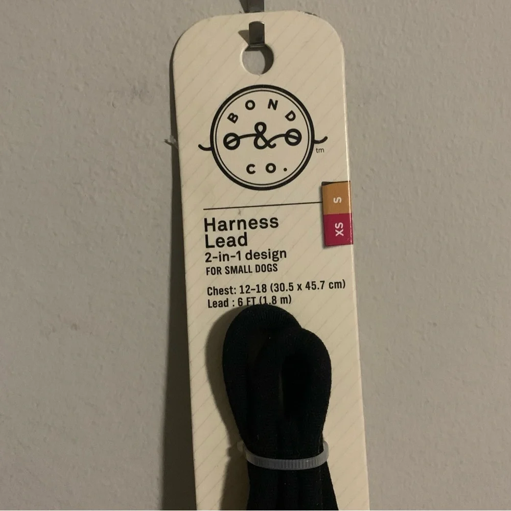 Bond & Co size small
